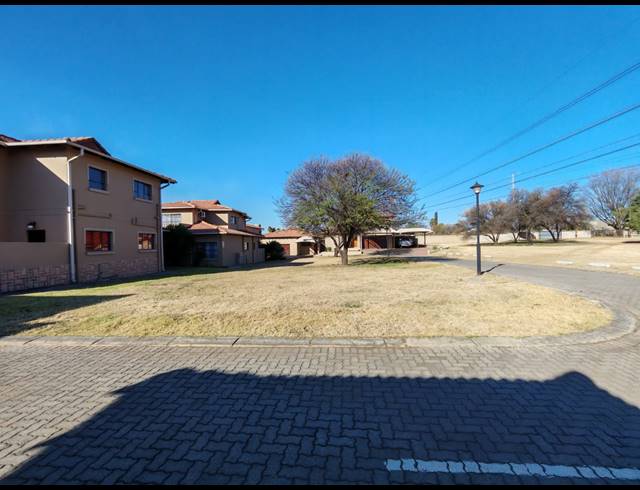244M² VACANT LAND FOR SALE IN RISIVILLE